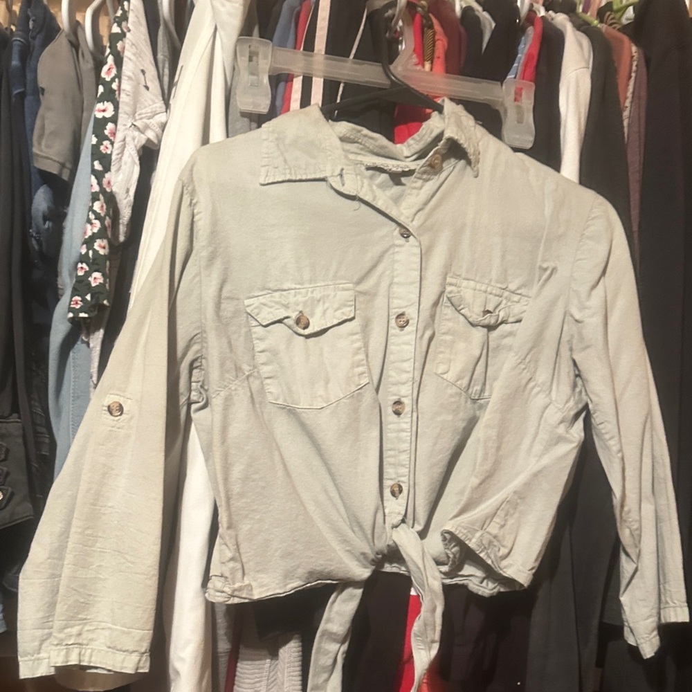 Women's Button Down Shirt - Light Gray